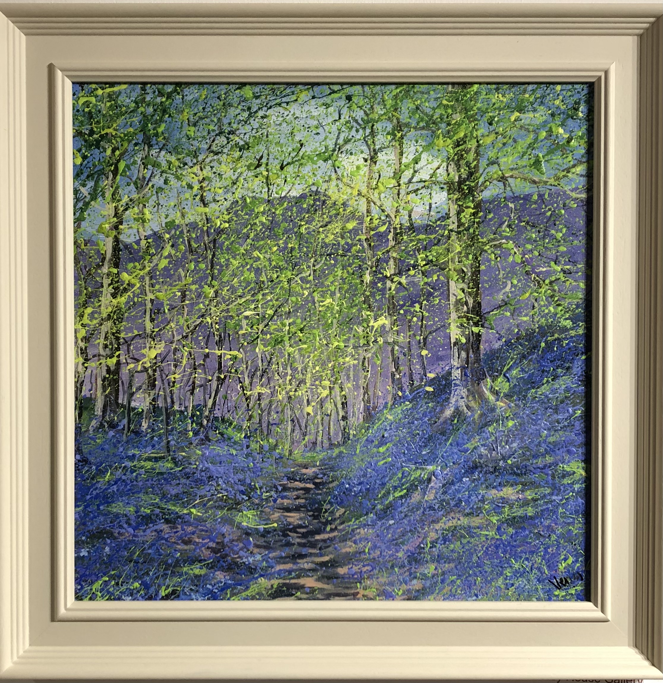 bluebells Venus oaiting